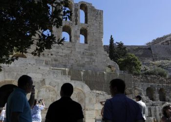 Yunanistan’dan borçları için Akropolis’in satılması istendi