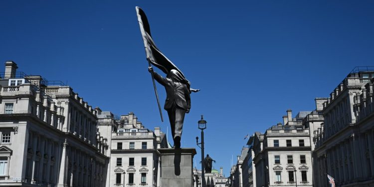 Banksy’den Londra’nın merkezine gece yarısı operasyonu: Nasıl yaptı?