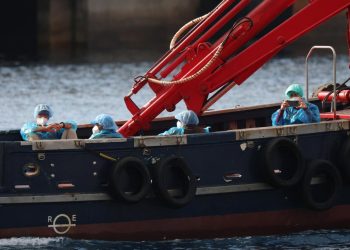 Hantavirüs vakalarının tespit edildiği yolcu gemisinden tahliyeler başladı