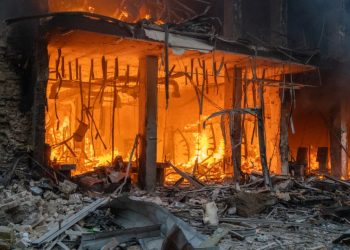 Rusya Kiev’i balistik füzelerle vurdu