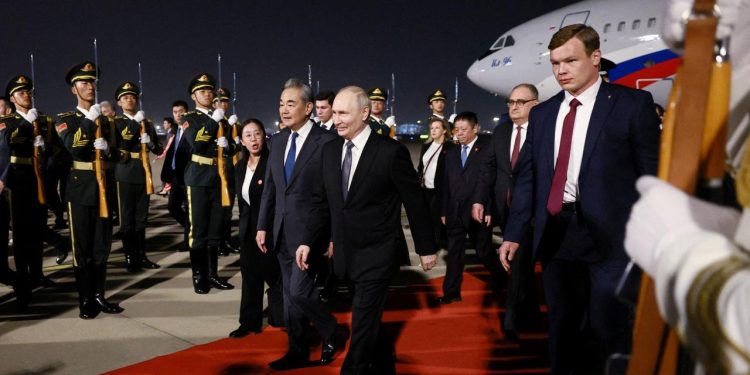 Rusya Devlet Başkanı Putin Çin’de