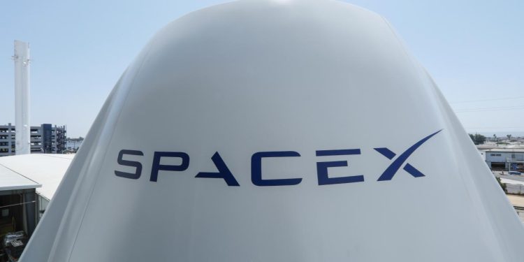 Musk’ın uzay şirketi SpaceX halka arz başvurusu yaptı