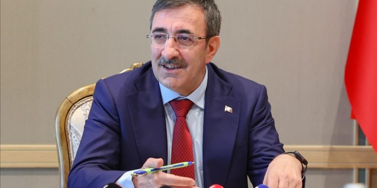 Yılmaz: Doğal gaz çalışmalarında yatırım aşamasına geçilecek