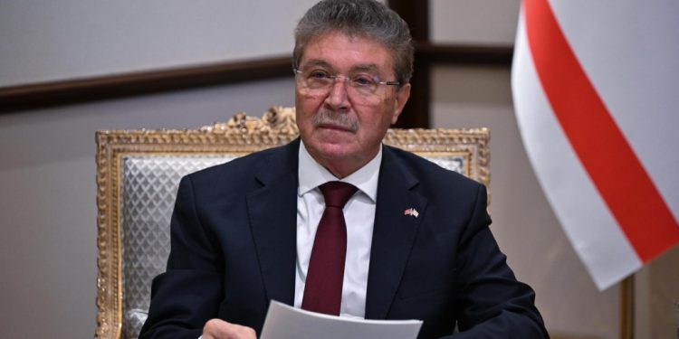 Başbakan Üstel: Doğal gaz projesini hep birlikte hayata geçireceğiz