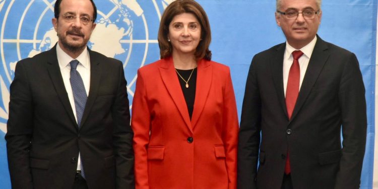 BM: Holguin yarın adaya gelerek, hafta boyunca adada temaslarda bulunacak