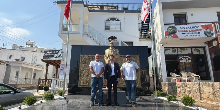 Kırok, Atatürk Büstü ve çevre düzenleme çalışmalarını inceledi