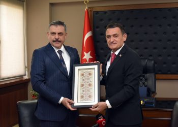 Oğuz, mevkidaşı Çiftçi ile görüştü: İş birliğimiz devam edecek