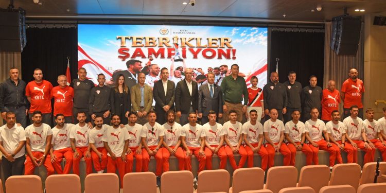 Üstel, CONIFA EURO 2026 şampiyonu KKTC A Milli Futbol Takımı’nı kabul etti: Özlediğimiz başarı geldi