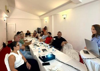 Çatalköy-Esentepe Belediyesi personeline iletişim eğitimi
