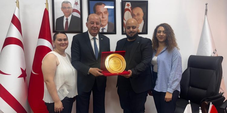 Dinçyürek: Fizyoterapi hizmetlerinin yaygınlaştırılması için ortak yol haritası belirlendi