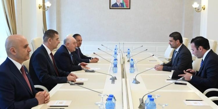 Savaşan, Azerbaycan Milli Meclisi’nde Musa Guliyev ile görüştü