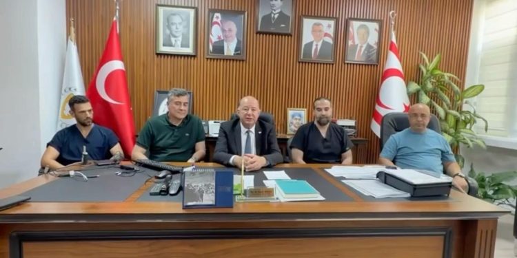 Nalbantoğlu Hastanesi’nde bir ilk daha:“Akciğer kanseri ameliyatları robotik cerrahi yöntemiyle gerçekleştirildi”