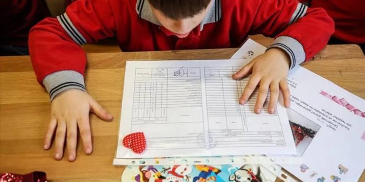 Psikologlar Derneği: Hiçbir çocuk karne gününde kendisini başarısız hissetmemeli