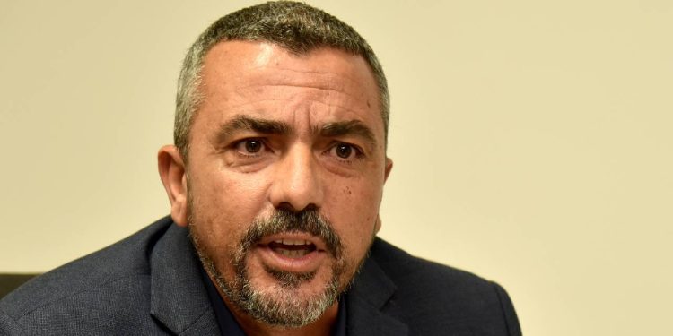 Serdaroğlu: Asgari ücret masasının toplanması için Pazartesi günü çağrı yapacağız