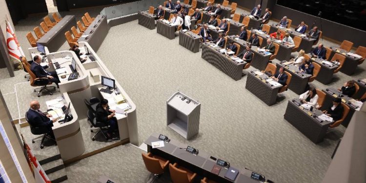 Meclis Genel Kurulu tamamlandı: 4 yasa tasarısı görüşüldü