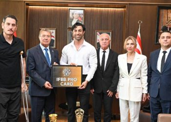 Başbakan Üstel: Sporcularımız engellere rağmen başarıdan başarıya koşuyor