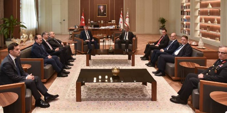 Erhürman, Türkiye İçişleri Bakanı Çiftçi’yi kabul etti
