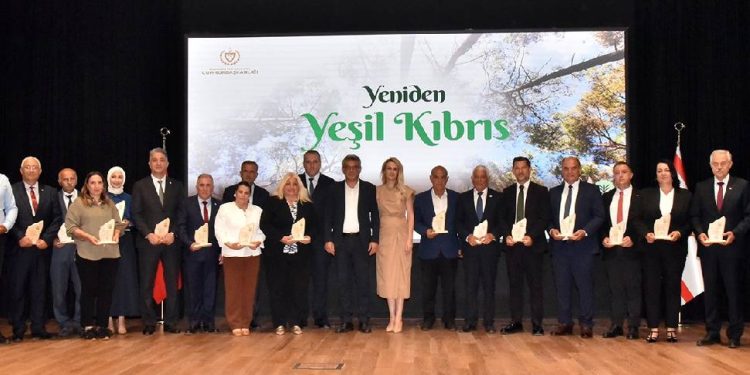 Yeniden Yeşil Kıbrıs projesiyle ülkeye 14 bin 300 fidan dikildi