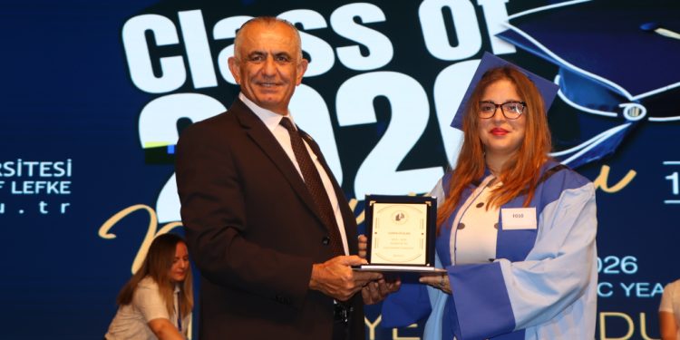 Çavuşoğlu, LAÜ mezuniyet törenine katıldı