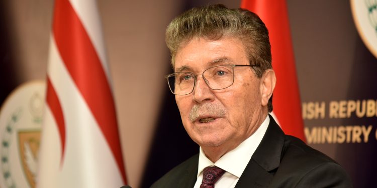 Üstel’den Bakü’de güçlü mesaj: Kıbrıs’ta iki devlet gerçeği görmezden gelinemez