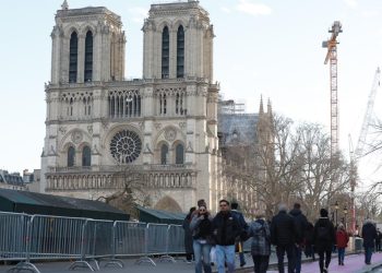 Notre Dame’ın altında kazı yapan arkeologlar 2 bin yıllık tarihe ulaştı