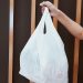 İran savaşı Japonya’da plastik poşet krizi başlattı