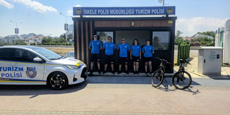 Turizm polisleri sahada