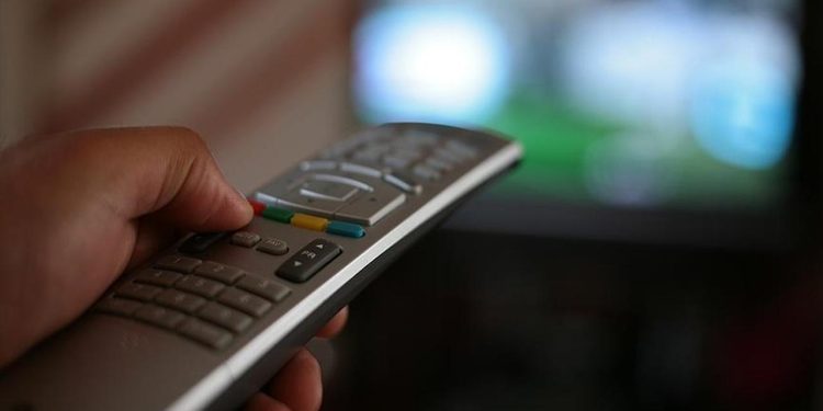 Dünya Kupası için vize başvurusu reddedilen 100 Arjantinliye televizyon hediye edildi