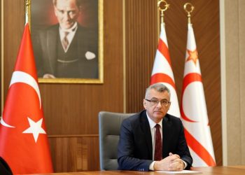 Erhürman’dan şampiyon milli takıma kutlama