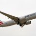 ABD’li hava yolu şirketi American Airlines teknik sorun nedeniyle uçuşları bir süre durdurdu