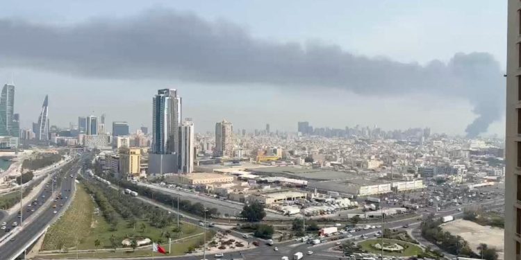 Kuveyt ve Bahreyn, İran’dan yapılan füze ve İHA saldırılarına karşı uyarıda bulundu