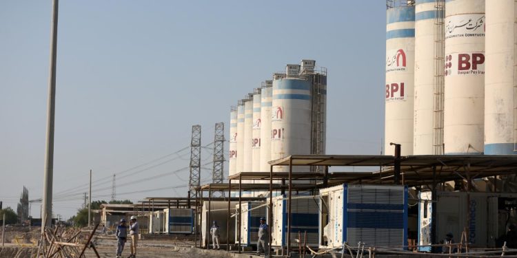 İran: Buşehr Nükleer Santralinin çevresi ABD tarafından hedef alındı