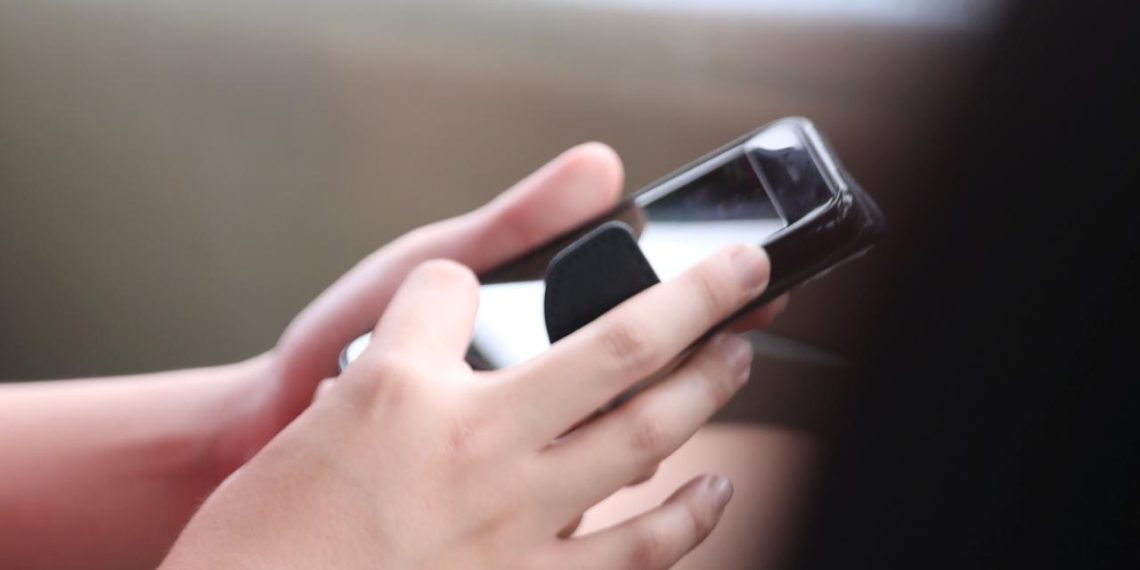 Çekya okullarda cep telefonu kullanımını yasaklıyor