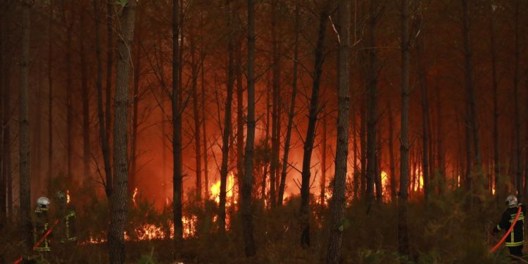 Fransa ve İspanya’da ‘yangına yatkın’ hava koşulları riski arttı
