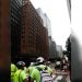 New York’ta 37 katlı binanın yıkılma tehlikesi nedeniyle yollar kapatıldı