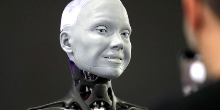 İnsansı robotlar “robot okullarında” gerçek iş yaşamına hazırlanıyor