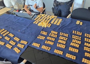 İnşaat işçileri şantiyede 40 altın külçe ile 4 bin altın sikke buldu
