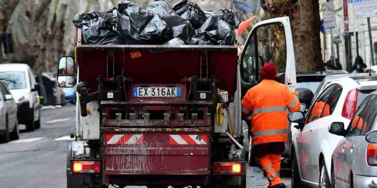 1 milyon euroluk piyango bileti çöpte bulundu