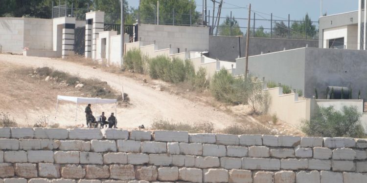 İşgalci İsraillilerin, Batı Şeria’da 3 eve yönelik ablukası 12’nci gününde sürüyor