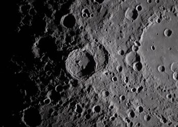 SpaceX roketi Ay’a çarpacak