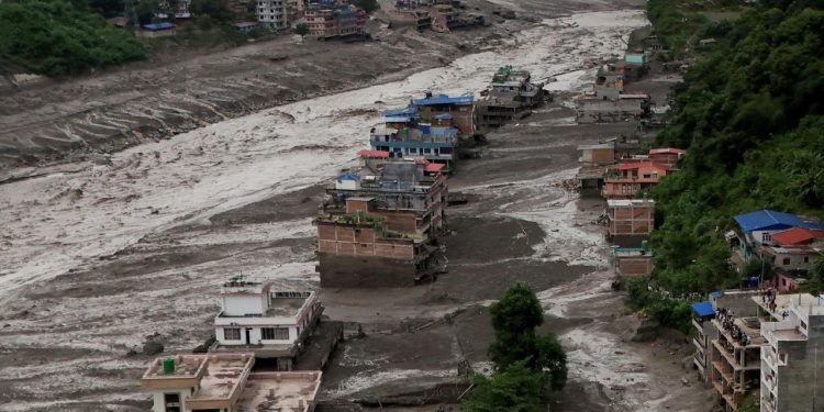 Nepal’de meydana gelen selde hayatını kaybedenlerin sayısı 95’e yükseldi