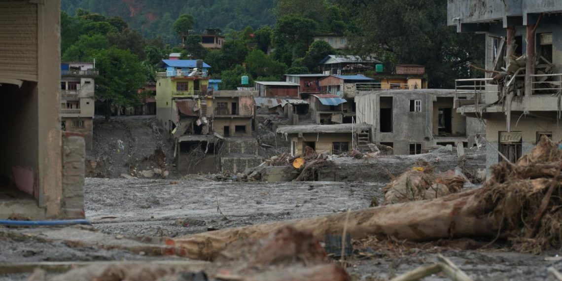 Nepal’deki selde hayatını kaybedenlerin sayısı 389’a çıktı