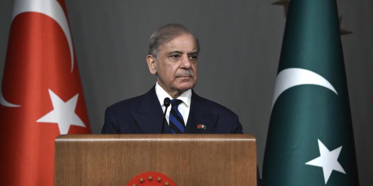 Pakistan Başbakanı Şerif, Mekke Ortak Savunma Anlaşması’nı imzalamaktan onur duyduğunu belirtti