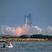 SpaceX roketi havada yakalama planını erteledi: Elon Musk birkaç ay sonrasını işaret etti