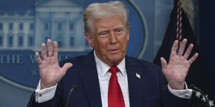Trump’ın İran siyasetine seçim öncesi ‘petrol’ freni