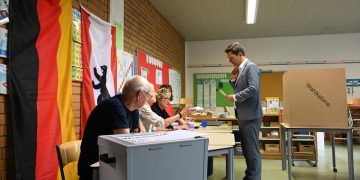 Almanya’da iki eyalet sandık başında: Elif Eralp’i aday gösteren Sol Parti önde