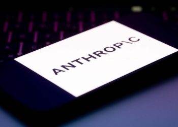 Anthropic’ten istifa eden Coxon, yapay zeka çalışanlarının teknolojideki hızlı ilerlemeden korktuklarını söyledi