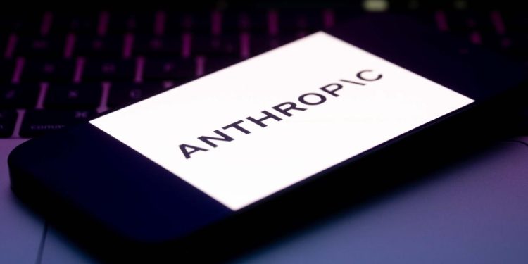 Anthropic’ten istifa eden Coxon, yapay zeka çalışanlarının teknolojideki hızlı ilerlemeden korktuklarını söyledi