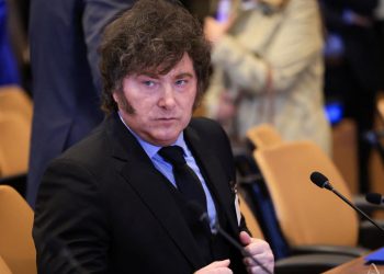 İngiltere ile Arjantin arasında ‘Falkland Adaları’ krizi