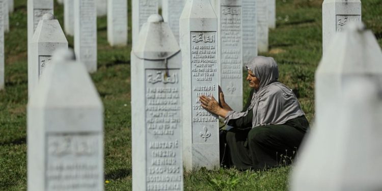 Srebrenitsa Anıt Merkezine ‘Sırplar baskın yapılabilir’ uyarısı